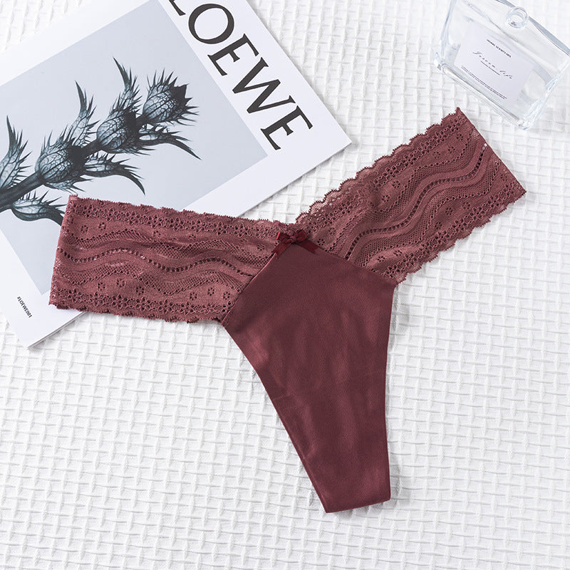 Thong Panty in elastic wide lace waist seamless