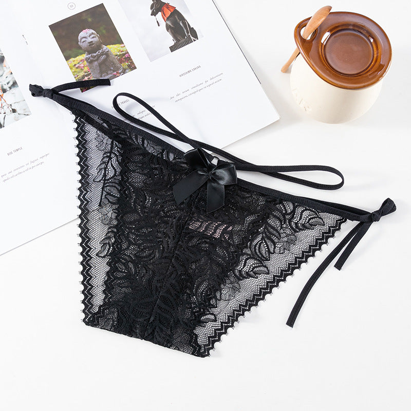 Lightweight lace strap thong hollow low-rise Cheeky Panty