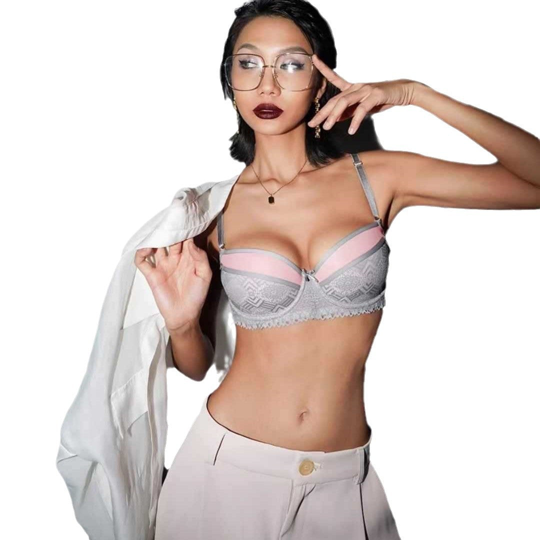 Small breasts gather bra set, thin top and thick bottom bra.