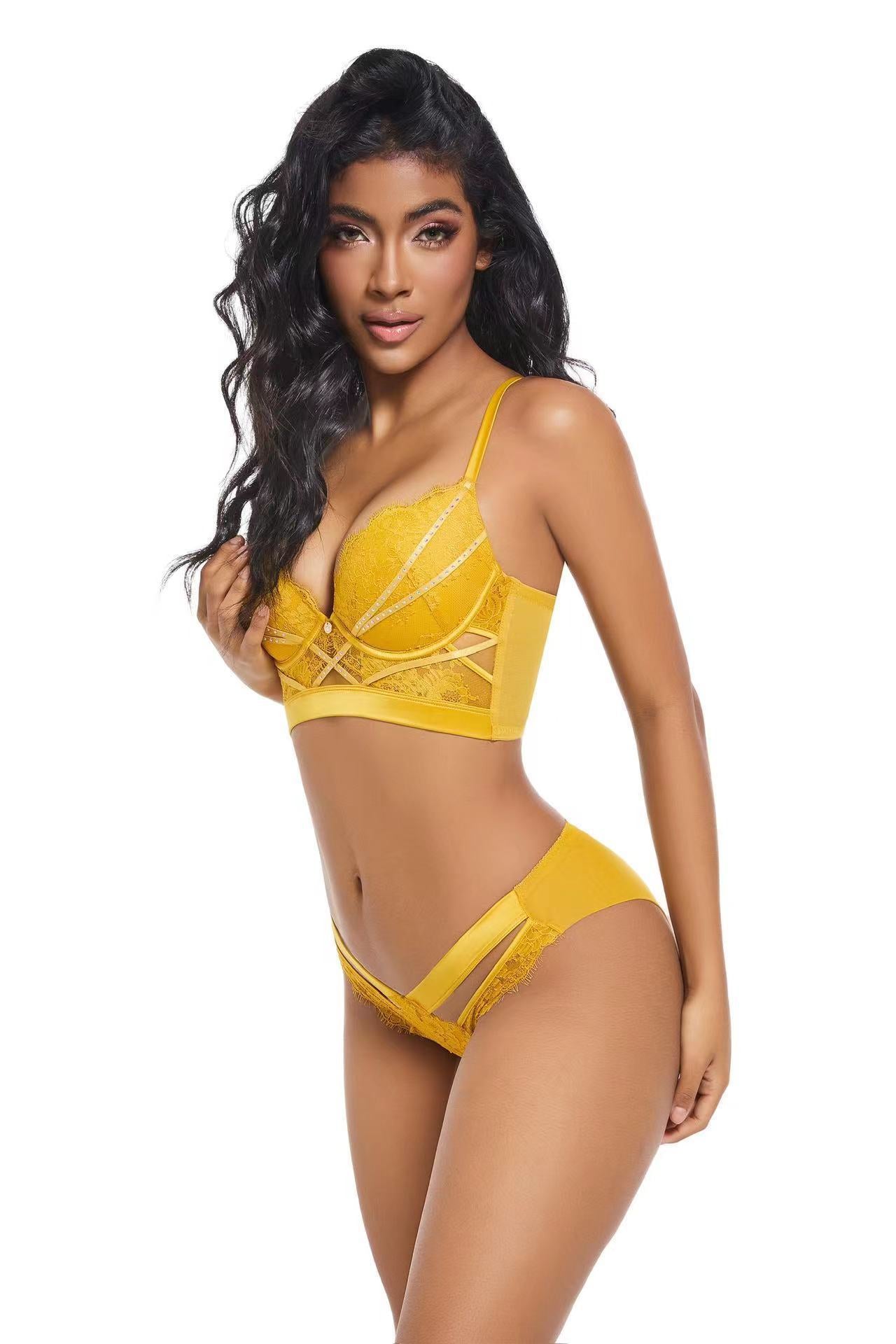 Sticky diamond decoration upper thin and lower thick gathering bra set