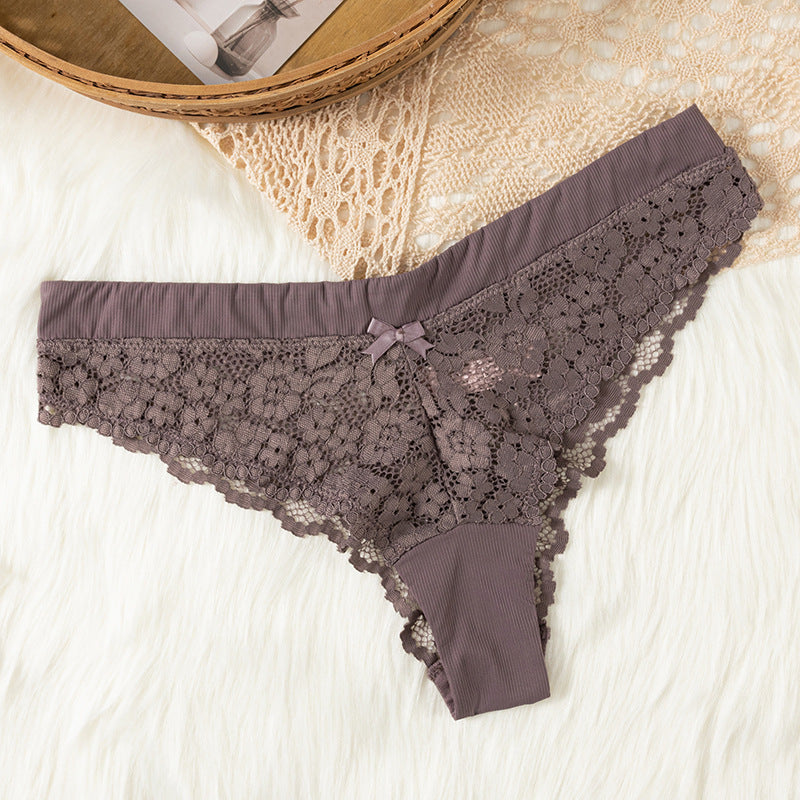 Thong Panty in unibody hollow lace