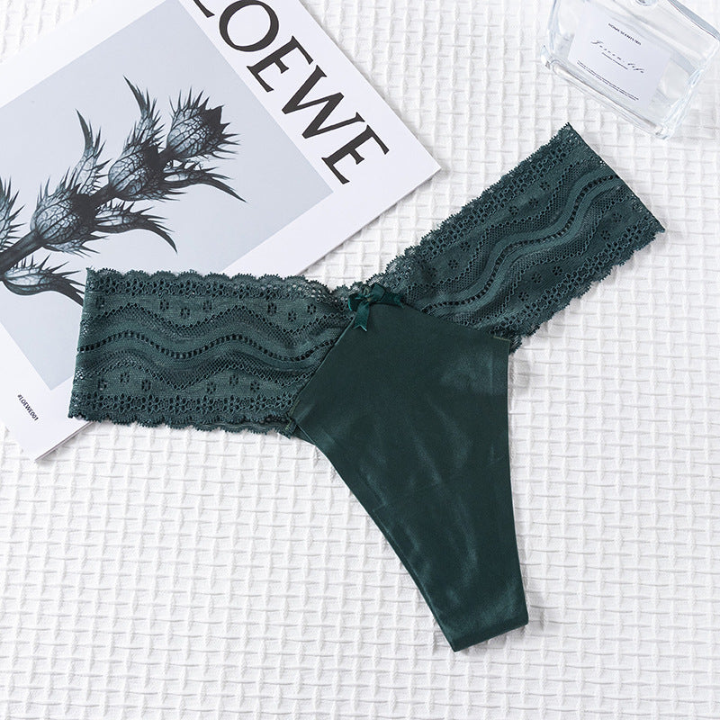 Thong Panty in elastic wide lace waist seamless